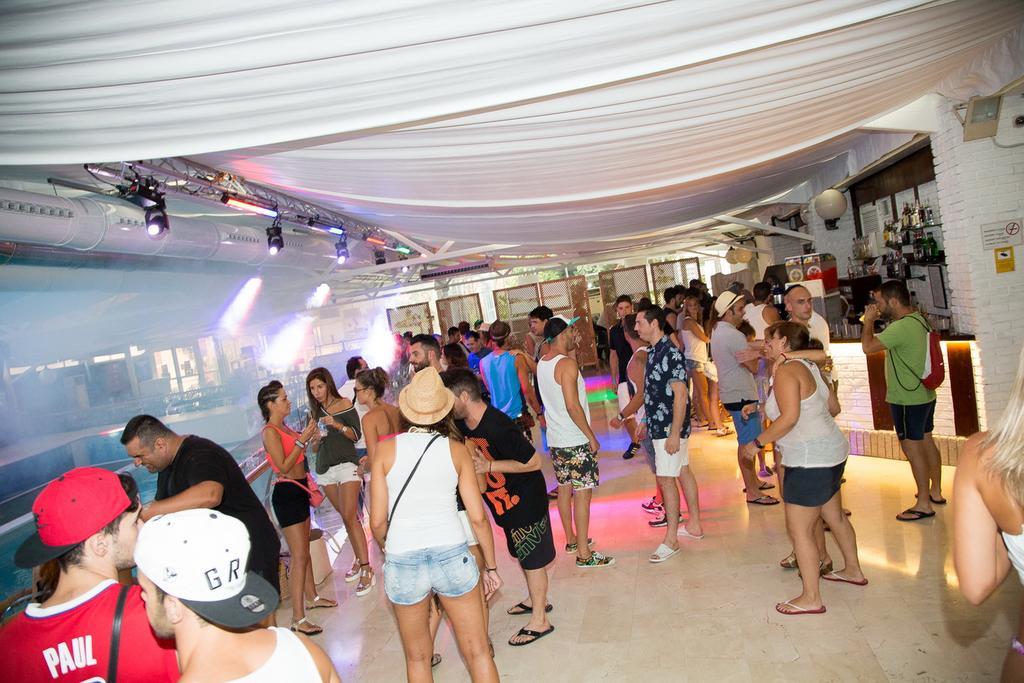 Bc Music Resort (Adults Only) Бенідорм Екстер'єр фото